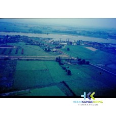 Luchtfoto zicht op de Scheepswerf Tolkamer Coll. G.B. Janssen (458)